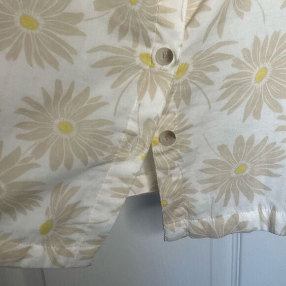 Torrid 2 Daisy Daydream Tank Top Sz 2X 18 - 20 Tan White Floral - Picture 10 of 12